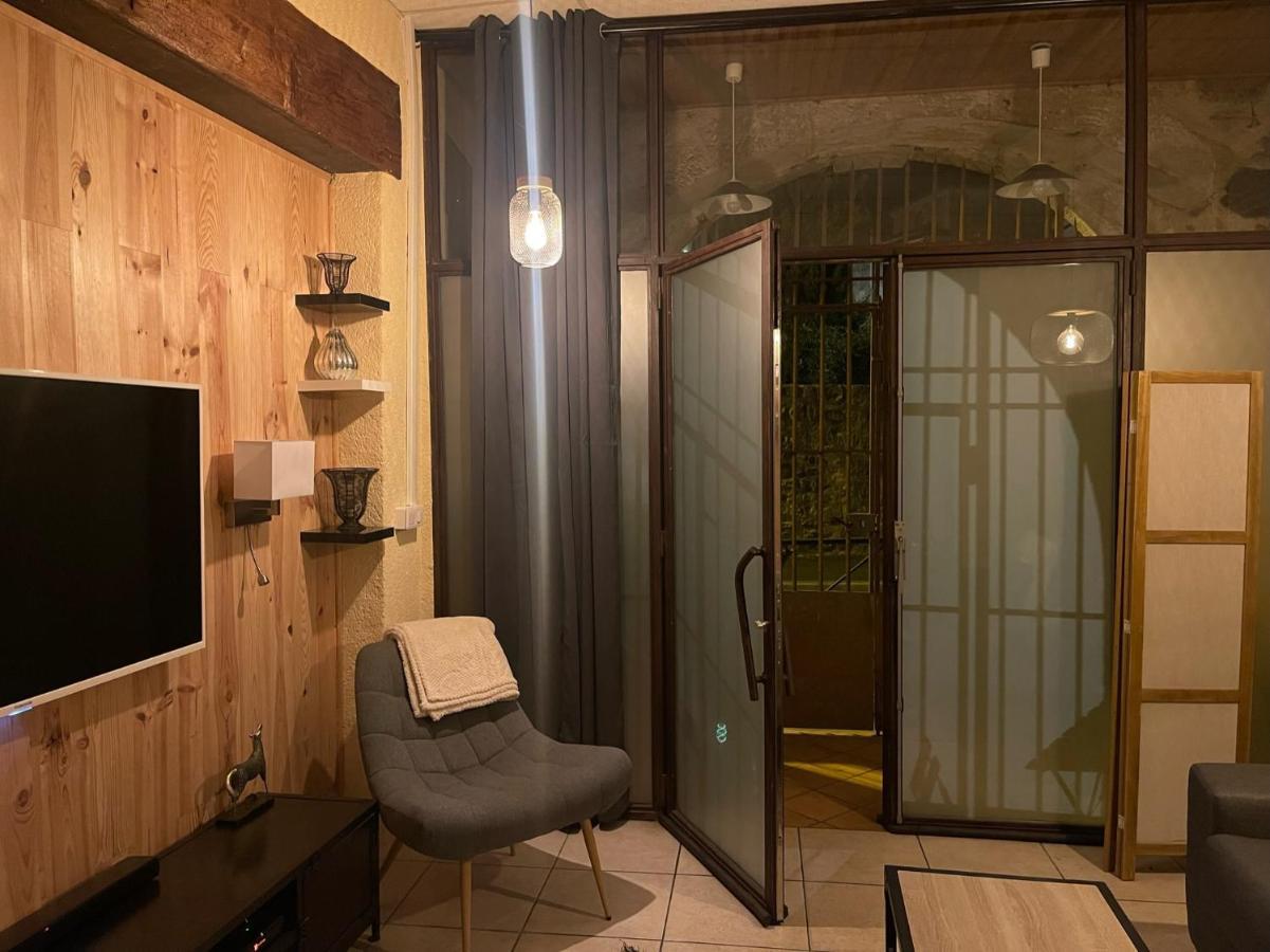 Poppy Appartement De Charme A 2 Min Centre-Ville ฟีแฌก ภายนอก รูปภาพ